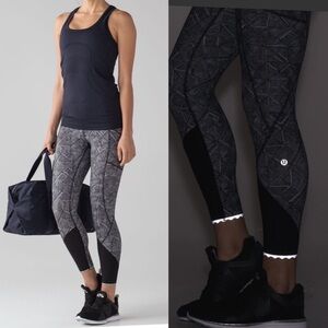 Lululemon Tight Stuff Tight II (25") Formation Alpine White Black SZ 4